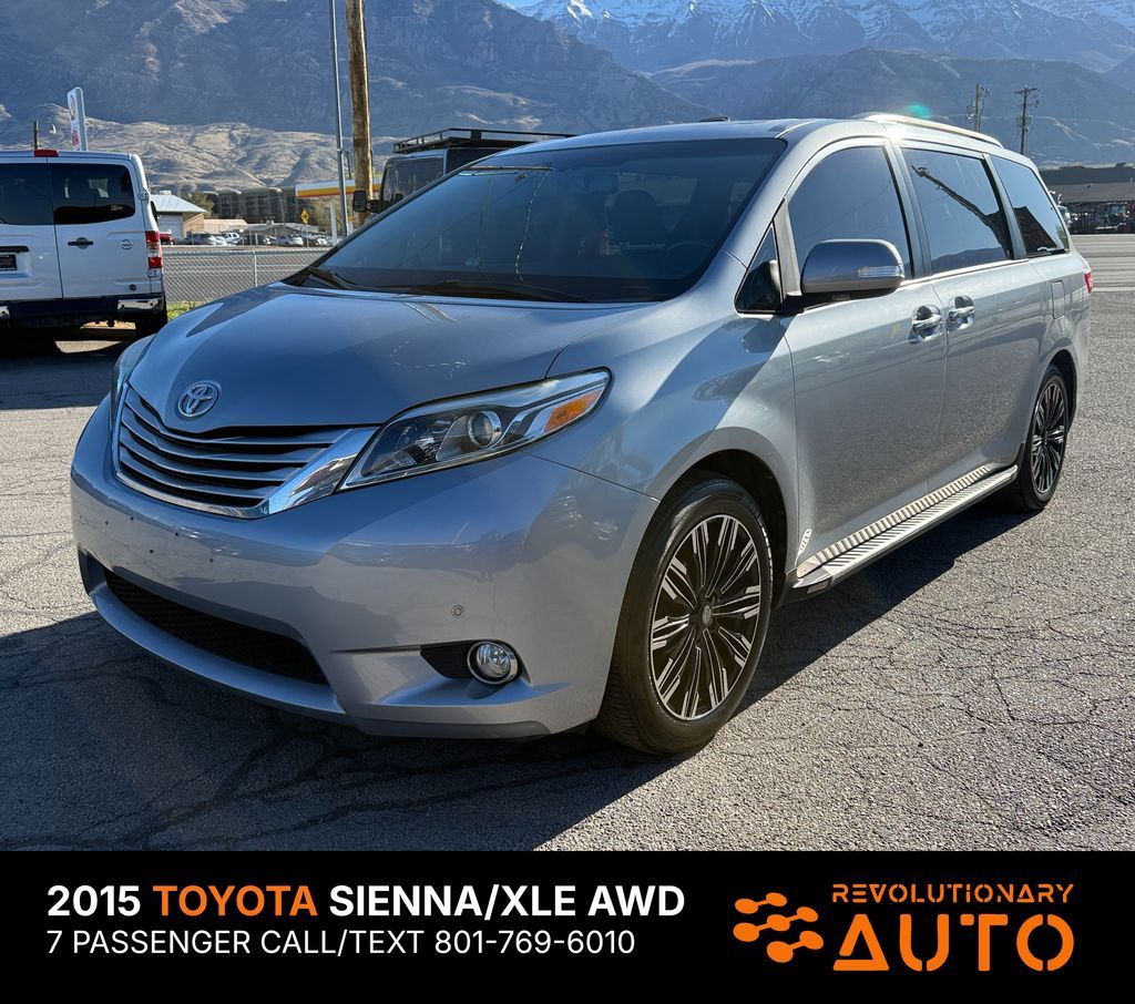 2015 Toyota Sienna XLE