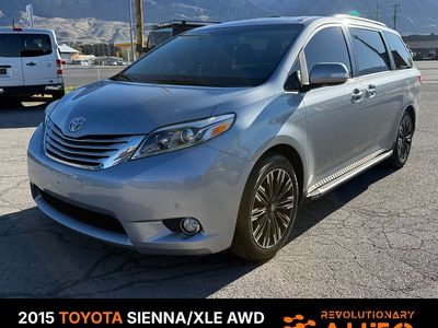 2015 TOYOTA SIENNA XLE