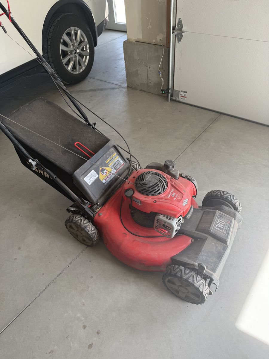 Self Propelled Lawn Mower Craftsman 140cc