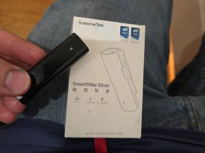 SabineTek SmartMike Silver Wireless Bluetooth Microphone (Model S620) Black