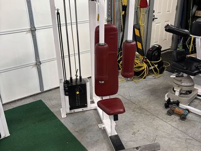 Nautilis Nitro Chest Fly Rear Delt Combo