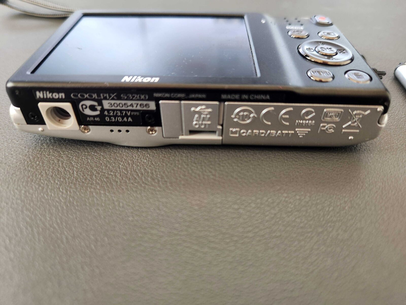 Nikon Coolpix S3200 Camera