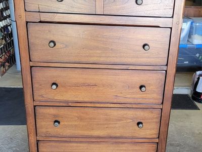 Sunny Designs Wood Chest of 5 Drawers