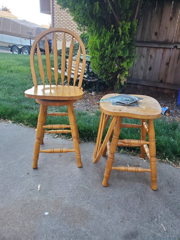 Swivel Wood bar stools