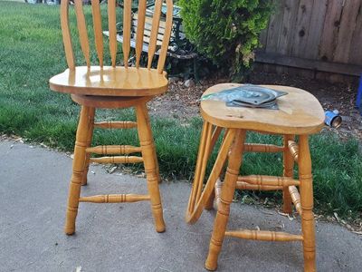 Swivel Wood bar stools