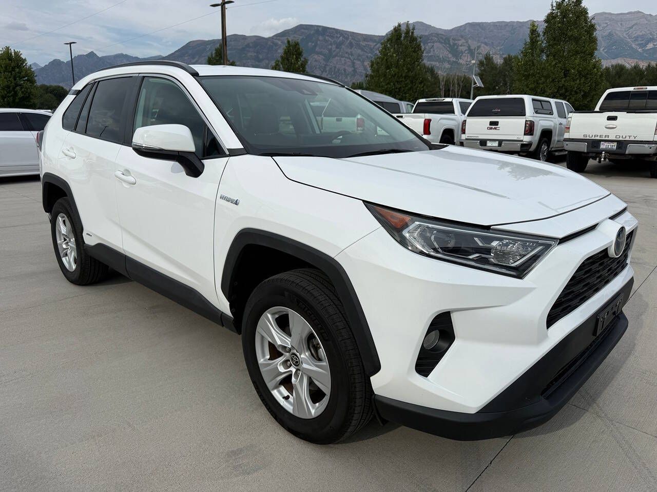 2021 Toyota RAV4 XLE
