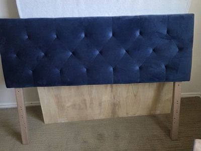 Tufted Velvet Navy full Headboard - Adjustable Height (Good Condition)