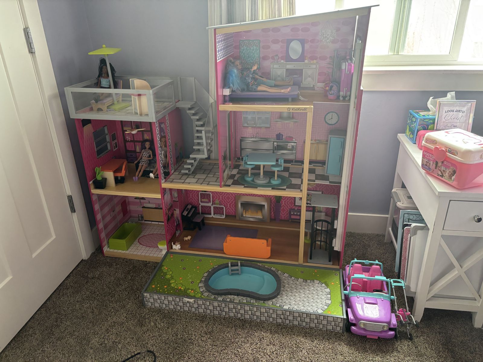 Barbie House