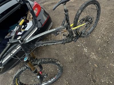 MTN Bike (Intense Carbine) L frame