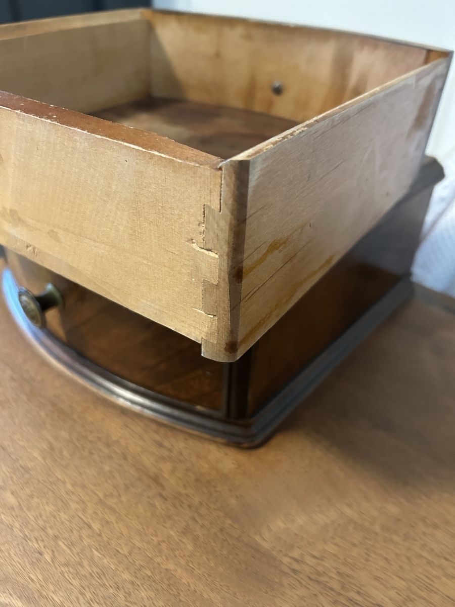 Main image 6