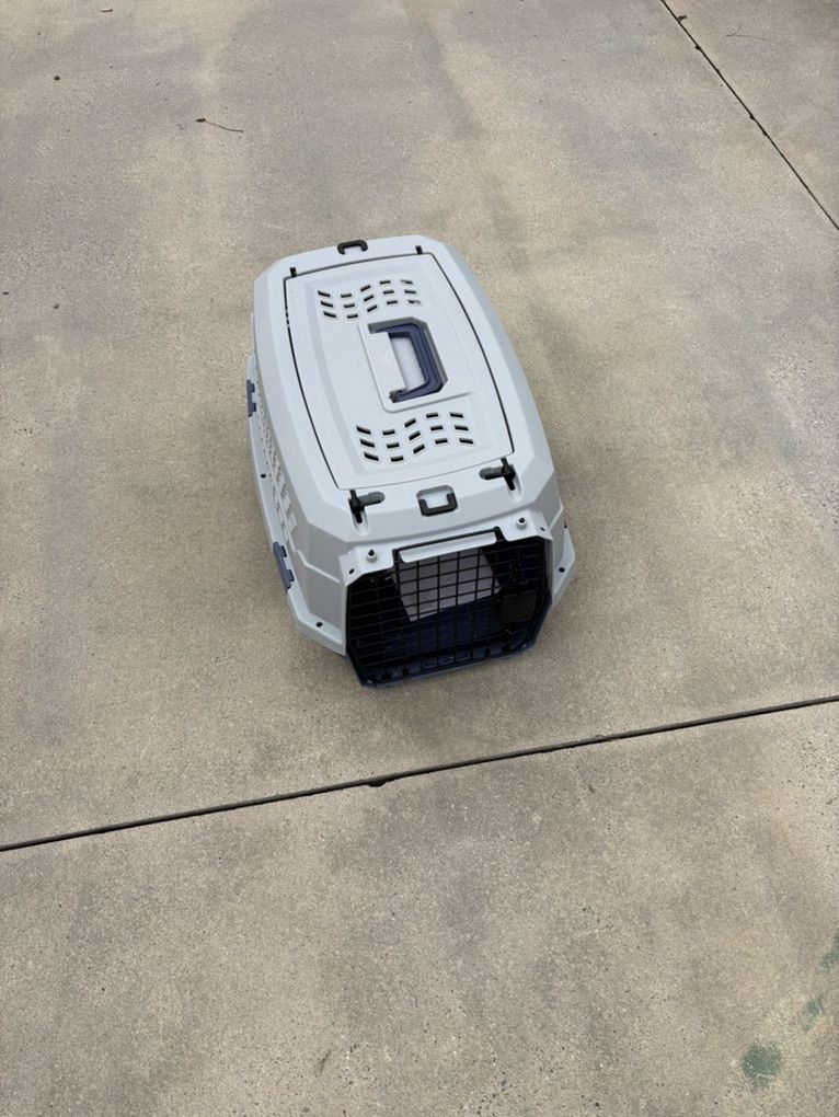 Cat/Small Dog Carrier