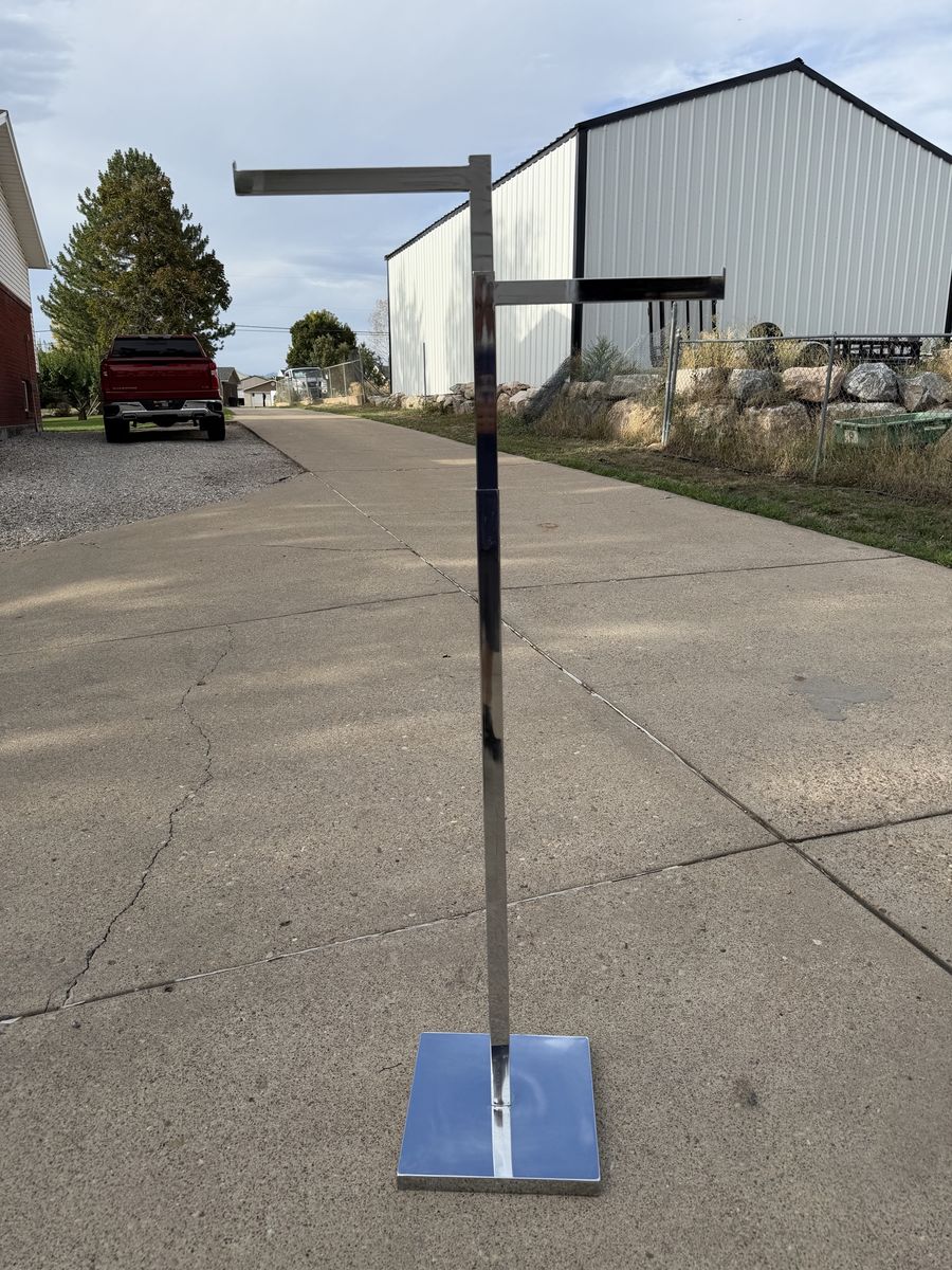Chrome Double Arm Retail Clothing Display Rack Stand