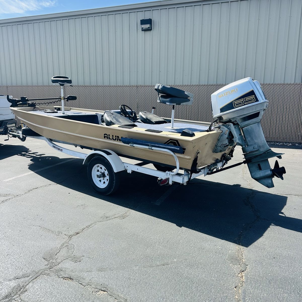 86 Alumicraft 16.4 feet. **Part trade on jet ski or bare Jon boat hull/trailer