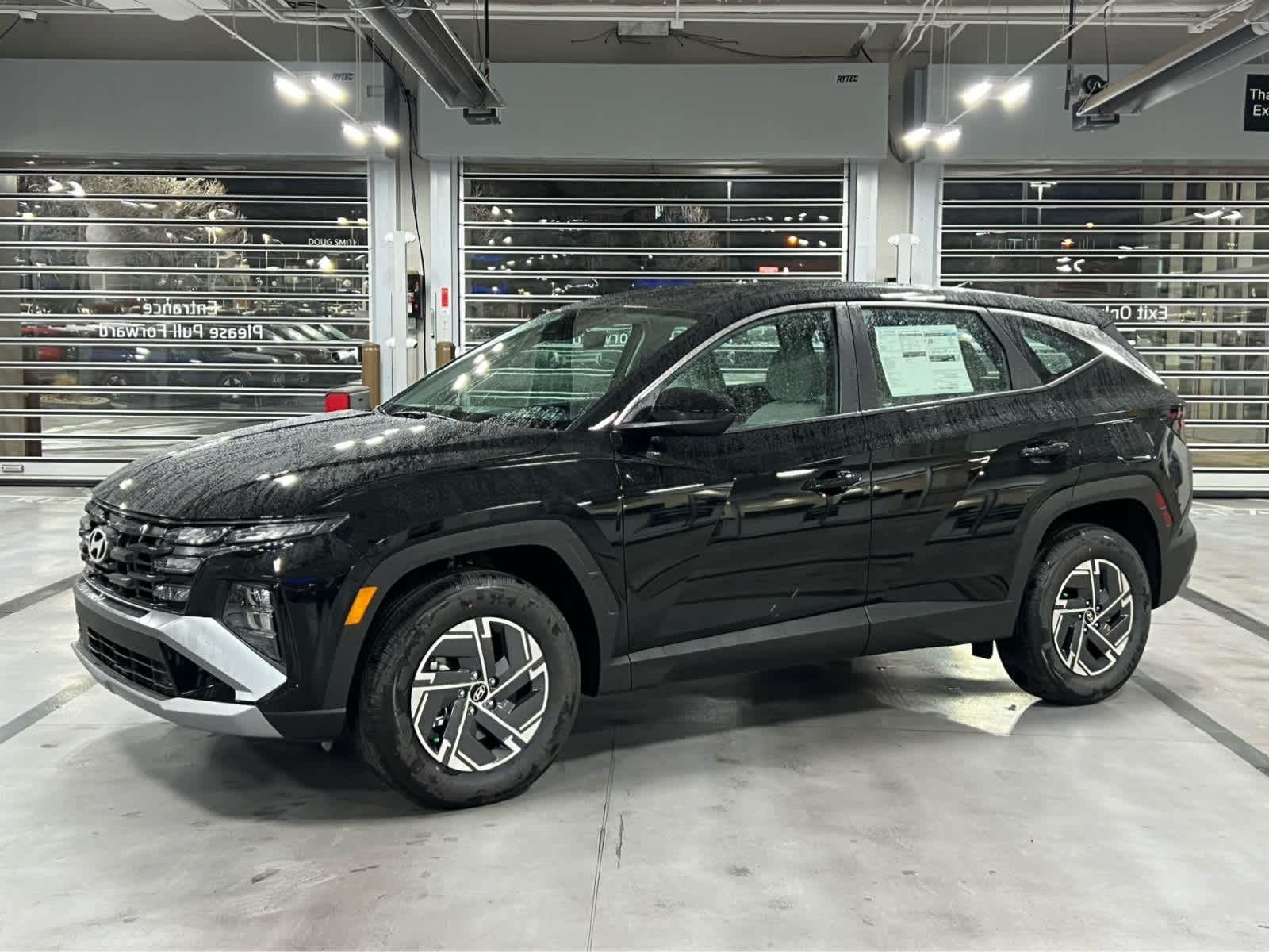 2026 Hyundai Tucson Hybrid Blue SE