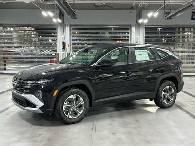 2026 Hyundai Tucson Hybrid Blue SE