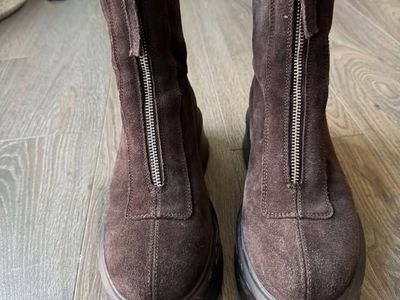 Steve Madden Suede Platform Booties