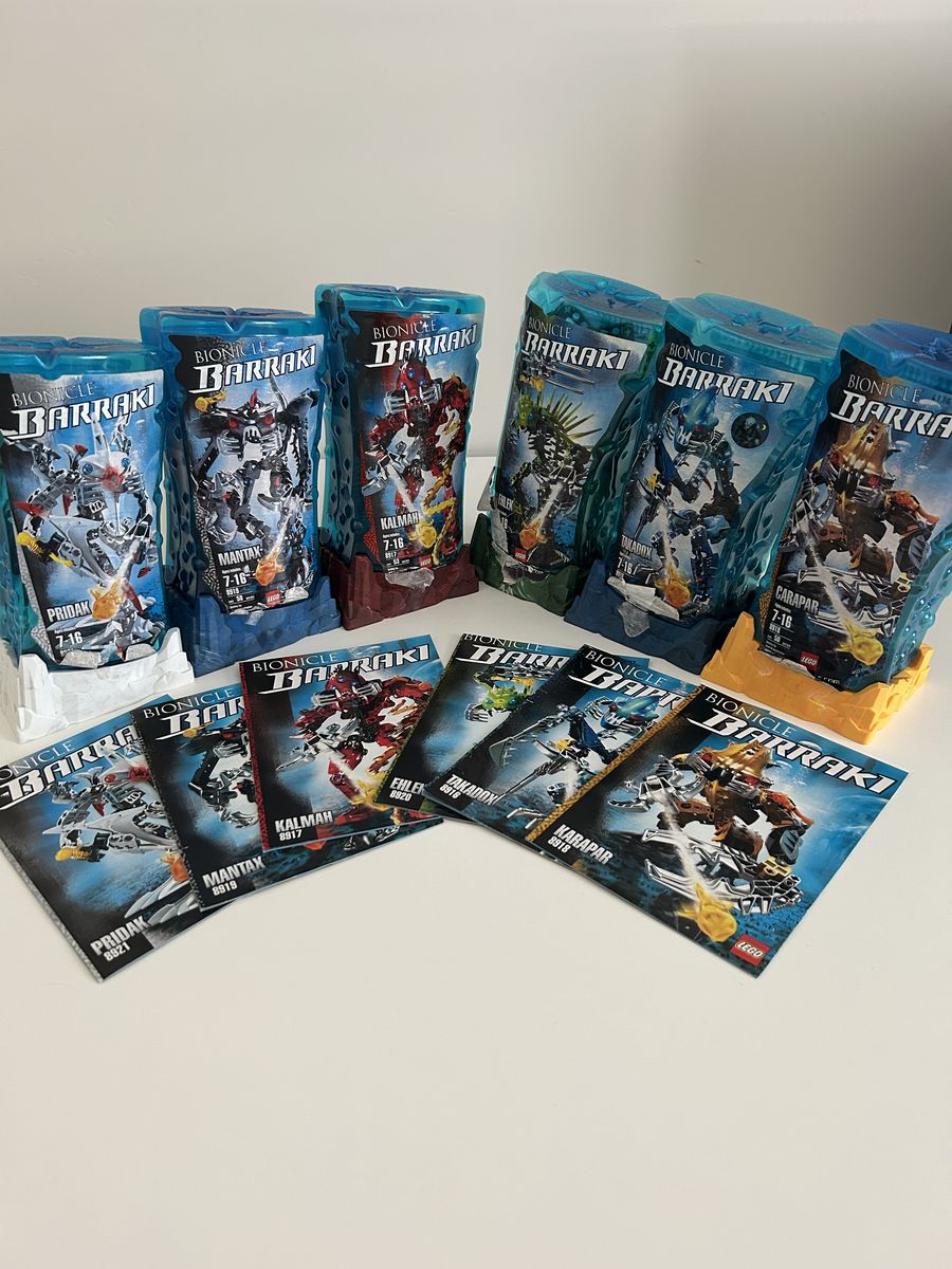 Lego Bionicle Barraki Complete set with canisters and instructions