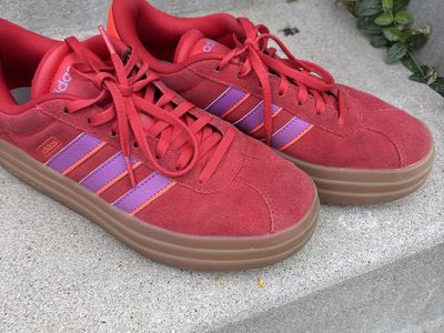 Adidas red/purple size 8