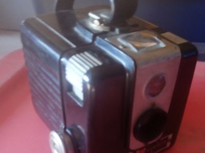 Vintage Kodak Brownie Target Six-20 Box Camera - Untested, Good for Display or Parts