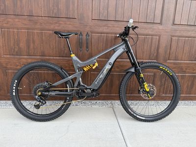 2024 Intense Tazer MX Pro Large - Totally Upgraded - 52.35 Miles