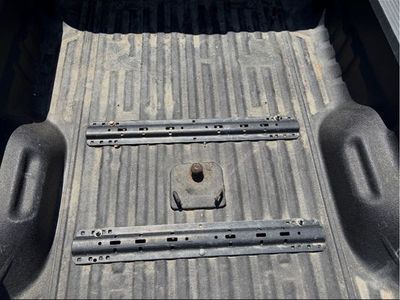 5th wheel hitch base rails