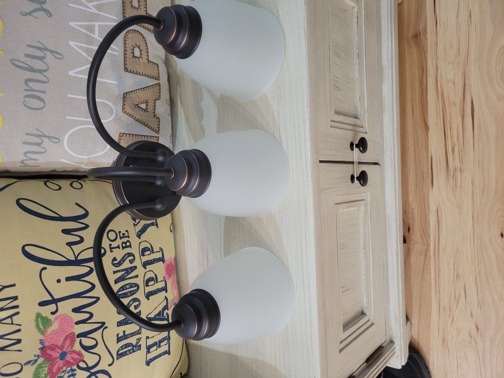 brand new Hampton  bay light