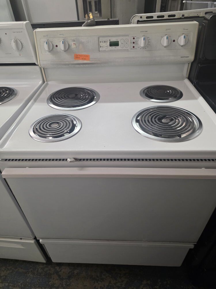 Hotpoint electric stove