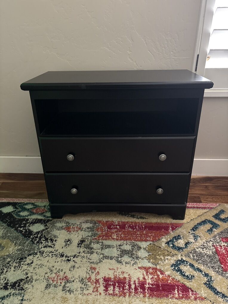 Black drawers