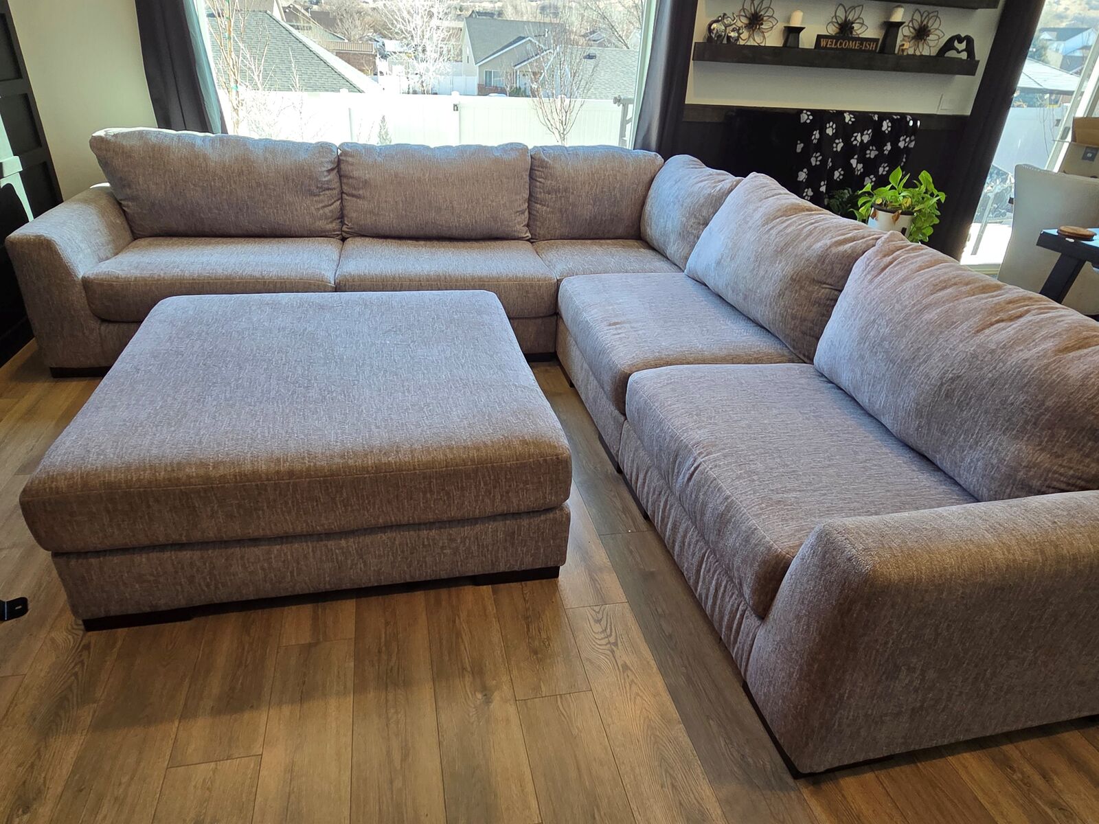Large Ashleys 5 piece sectional with oversized ottoman
