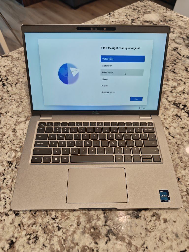 Dell Latitude 5440 14" FHD Touch, i7, 16GB RAM, 512GB SSD, Win 11 Pro