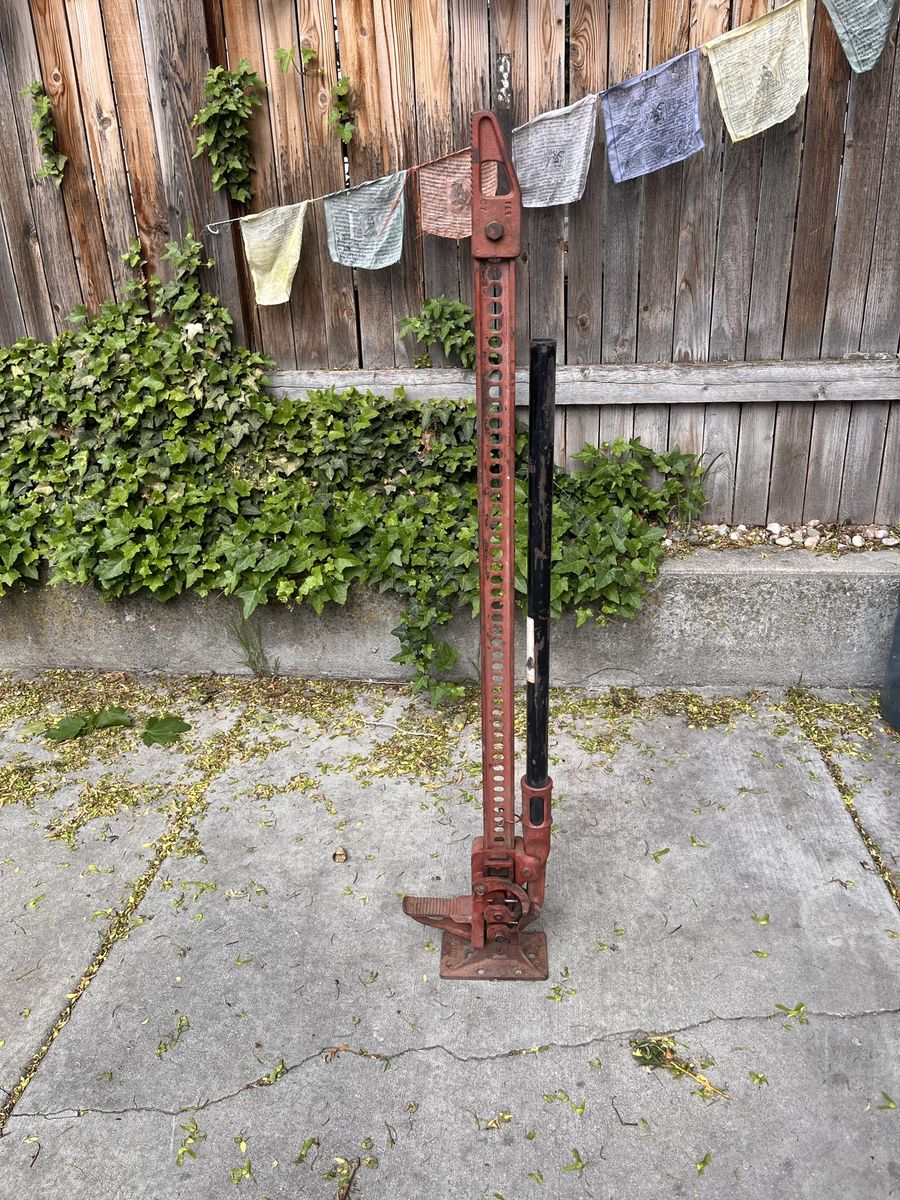 Hi-Lift Jack/Farm Jack
