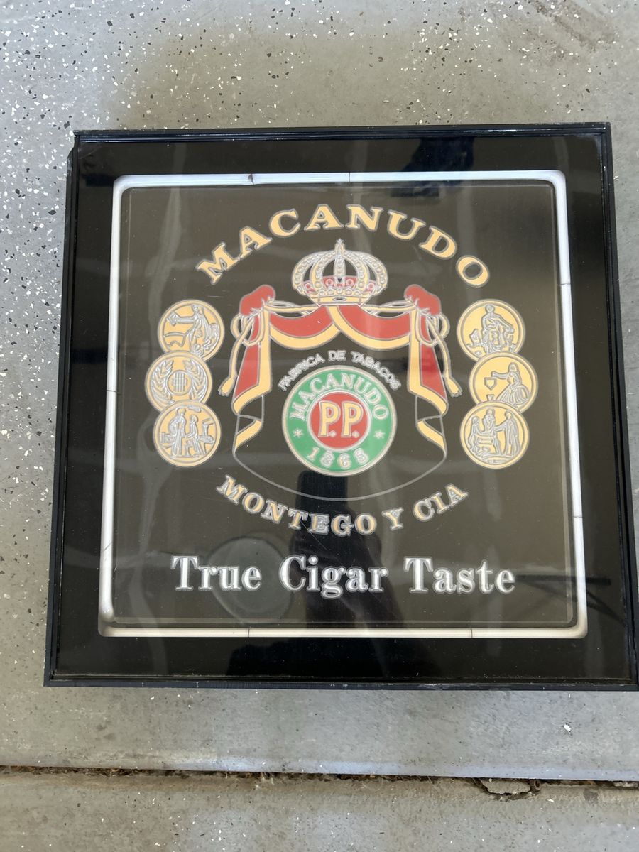 Macanudo Montego Y Cia True Cigar Taste Neon Sign Display