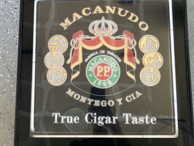Macanudo Montego Y Cia True Cigar Taste Neon Sign Display