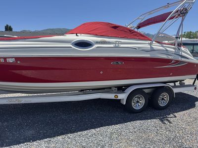 SeaRay 240SD
