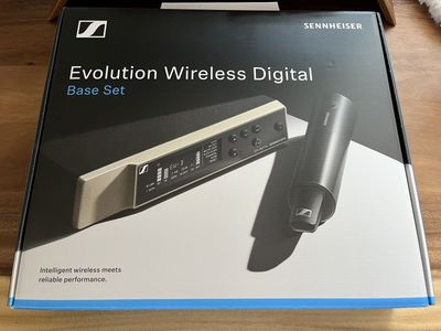 Sennheiser EW-D SKM-S Wireless Handheld Base System