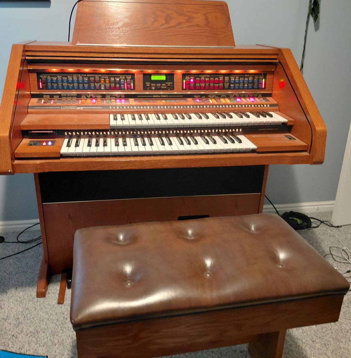 Lowery Jubilee Organ - Model LC/30 with MIDI - Good Working Condition