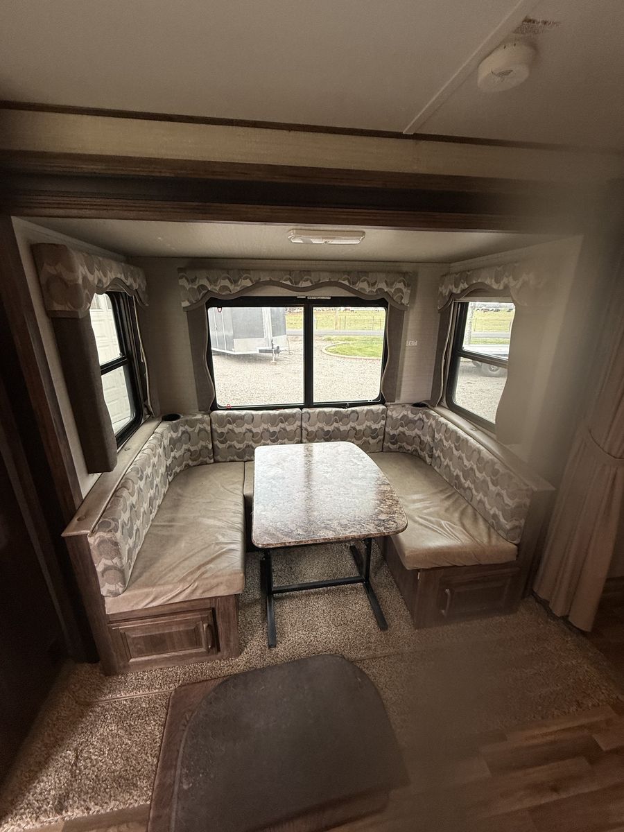 Main image 8