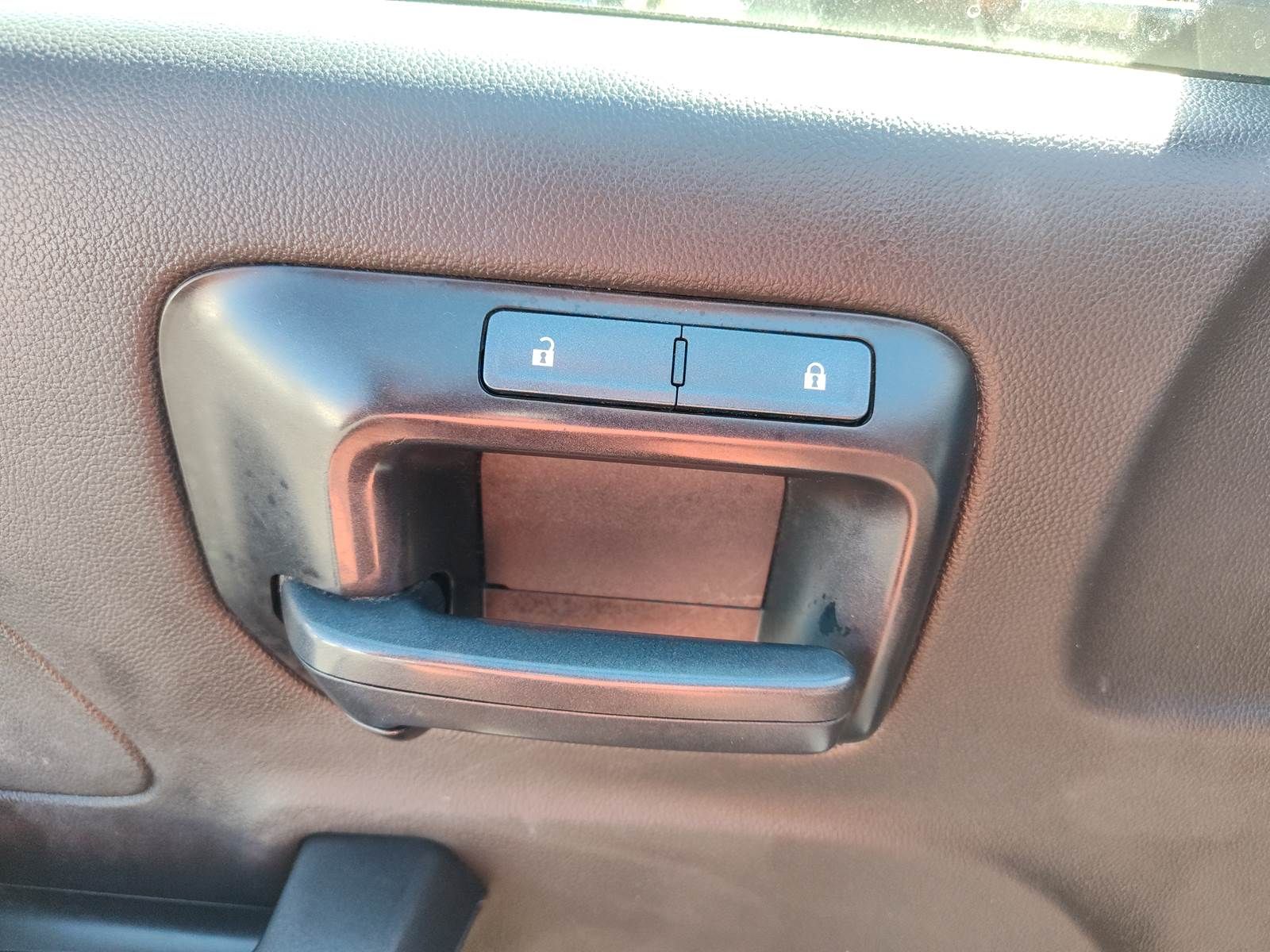 Main image 22