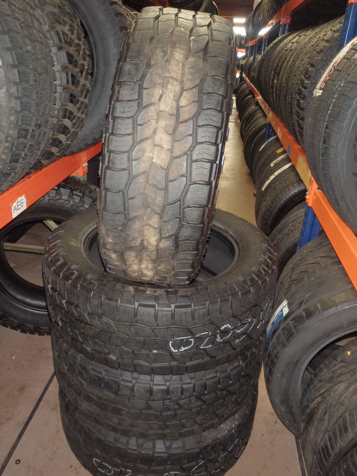 275/60R20 COOPER DISCOVERER AT3 XLT SET OF USEED TIRES