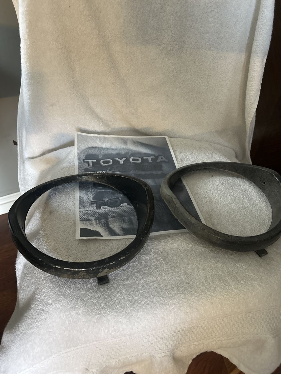 Fj55 Headlight trim rings(pair)
