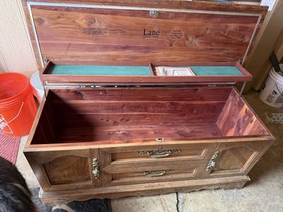 Lane Cedar Chest