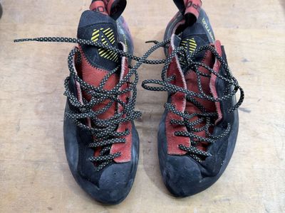 La Sportiva Testarossa Rock Climbing Shoes, Size 41.5