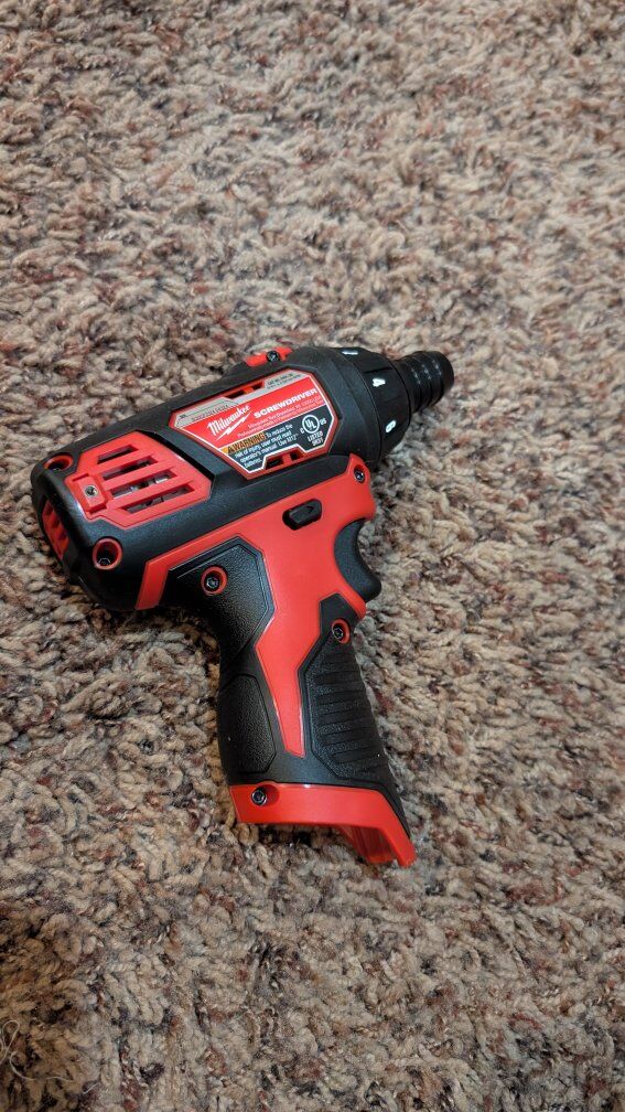 Milwaukee M12 1/4 inch hex screwdriver -tool only