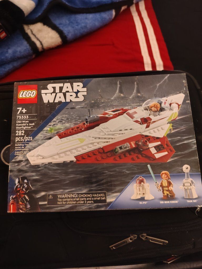 LEGO Star Wars Obi-Wan Kenobi's Jedi Starfighter Set 75333 (282 Pieces)