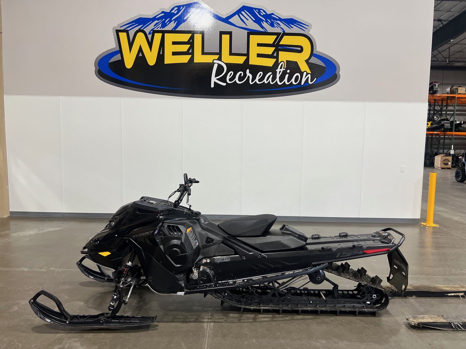 2024 SKI-DOO SUMMIT ADR 154 850 2.5                   BLACK