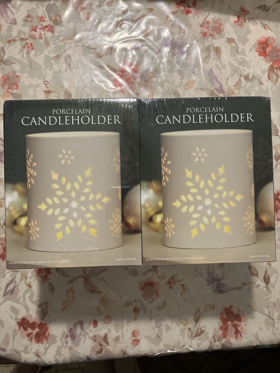 Set of 2 Costco Porcelain Candleholders Snowflake Cutout Christmas Holiday Decor