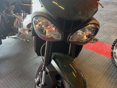2019 triumph street triple