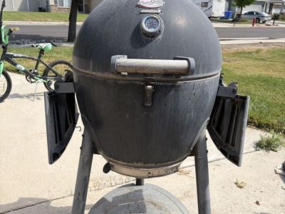 Char-Griller Akorn Kamado Kooker Charcoal Smoker Grill with Wheels, Used