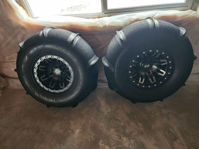 Scat-Trak Paddle Tires & Sand Blaster Sand Tires W/Beadlock Rims