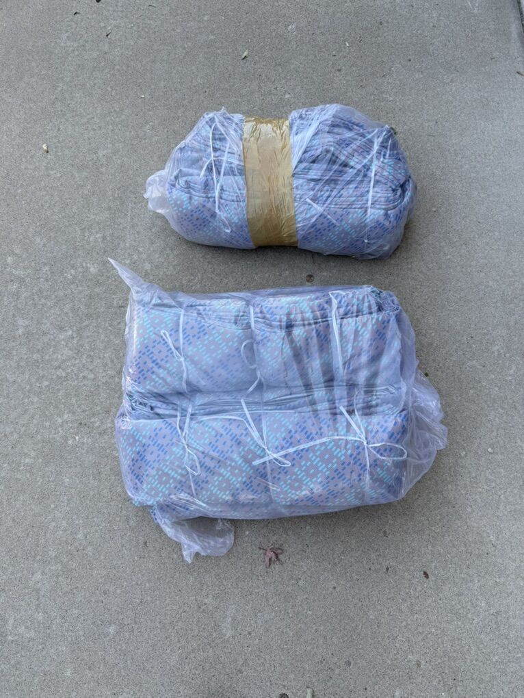 50lbs 3-Pass Black out Sidewalk Blue Pattern 100% Polyester